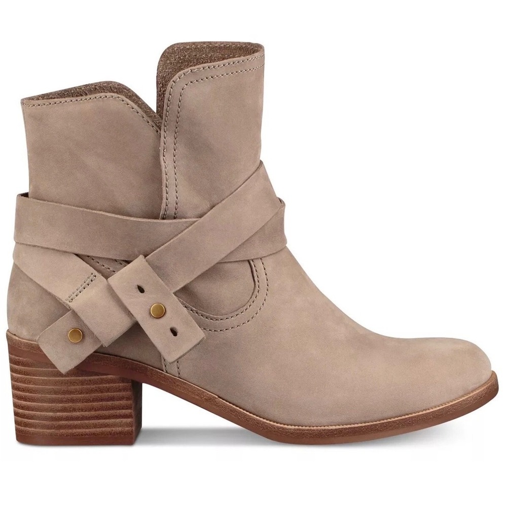 UGG Revolve Elora Boot Taupe Leather Buckle Ankle Boots Womens Sz 9 Stacked Heel